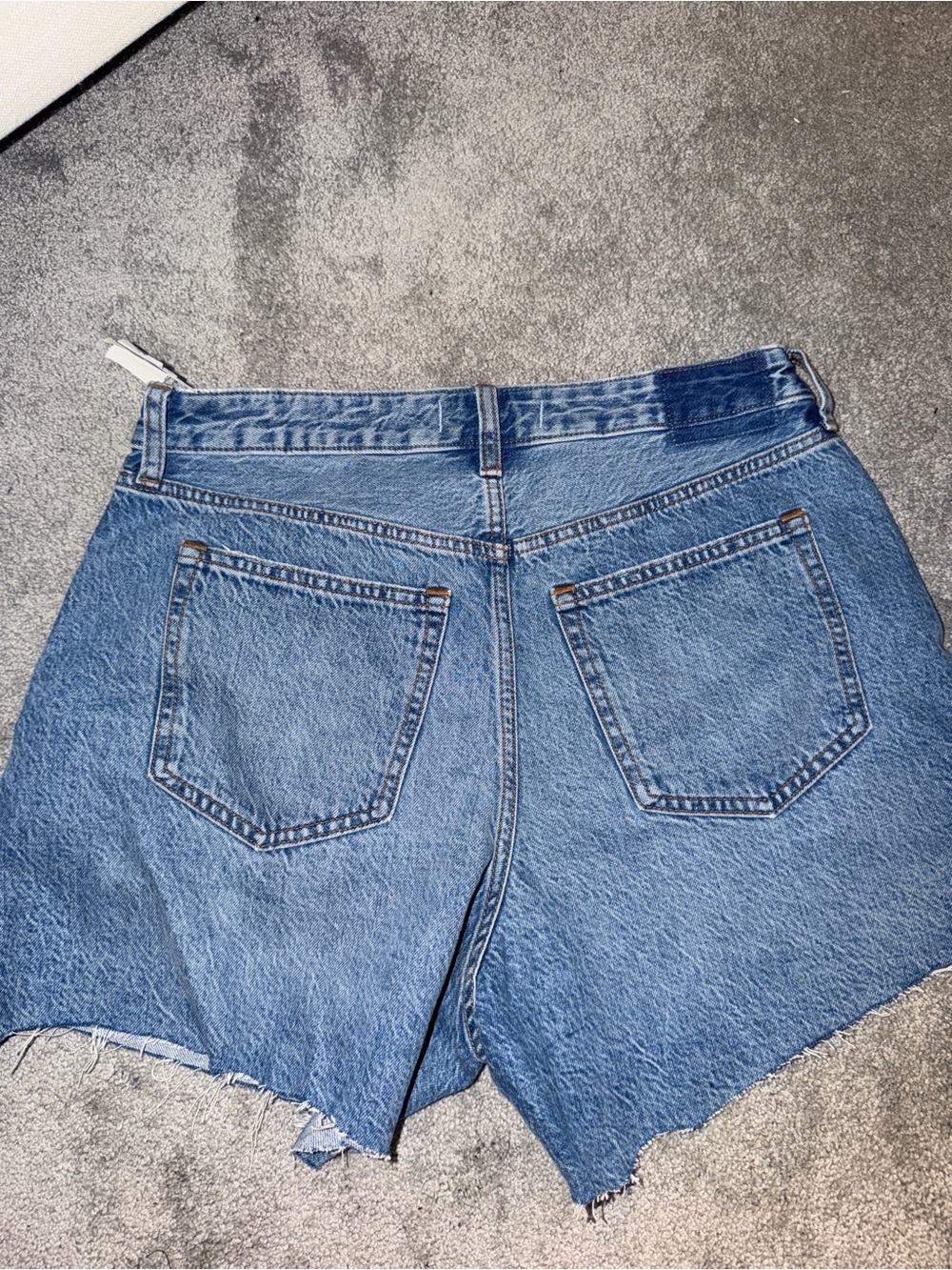 Abercrombie & Fitch Vintage Wash Blue Denim High-Rise Shorts - Picture 2 of 3